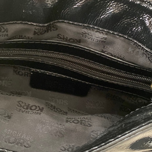 MICHAEL KORS Black Patent Leather Saddle Style Bag with gold accents - Picture 10 of 11